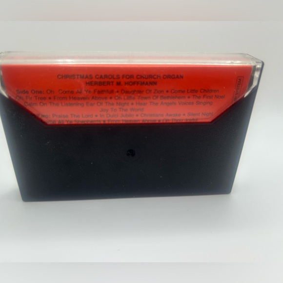 Christmas cassettes, vintage, holiday music, festive, classic retro - Picture 6 of 8